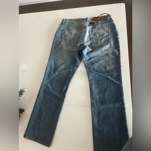 Dkny soho jeans, relaxed fit, regular rise, 33x30 - Picture 6 of 7